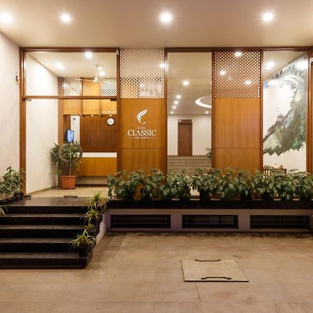 Hotel Classic Mid Town, Kolhapur Dış mekan fotoğraf